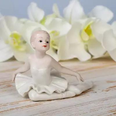 Сувенир керамика "Малышка-балерина в белом платье" 9 3х13х8 см