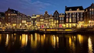 Картина на холсте 50x50 LinxOne "Амстердам Нидерланды Ночь" интерьер для дома / декор на стену / дизайн