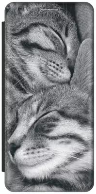 Чехол-книжка на Realme narzo 50i, Рилми Нарзо 50и c принтом "Милующиеся котики" черный
