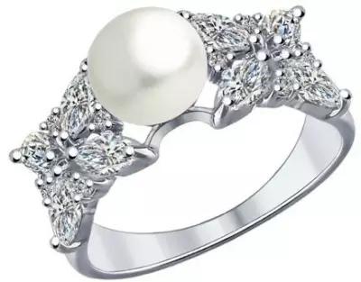 Серебряное кольцо Diamant online 101233 с фианитом и жемчугом
