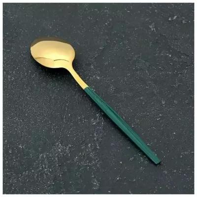 Ложка чайная Magistro "Блинк", 14,5х4 см, на подвесе, цвет золото, зелёная ручка