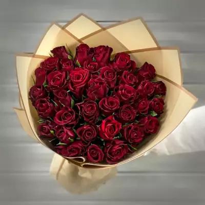 Букет из 33 красных роз 40см в упаковке