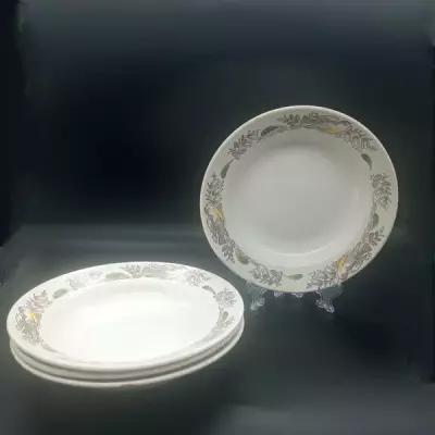 Набор из 4-х тарелок с растительным и орнитологическим орнаментом, фаянс